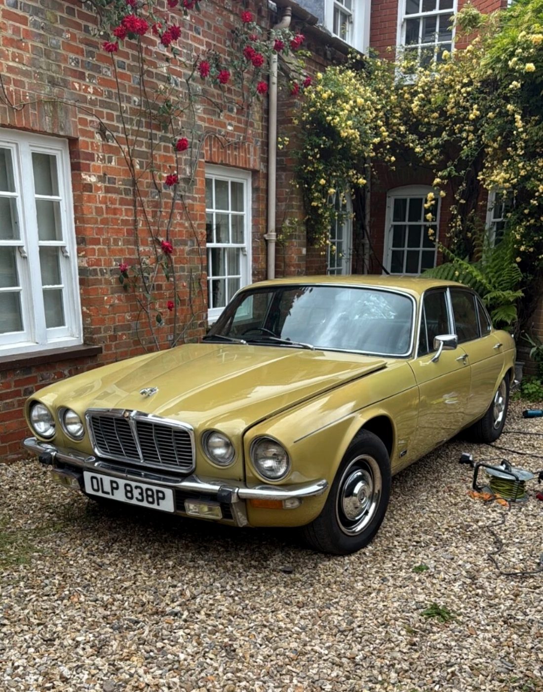 The XJ6 in England before export, original chrome bumper and grille