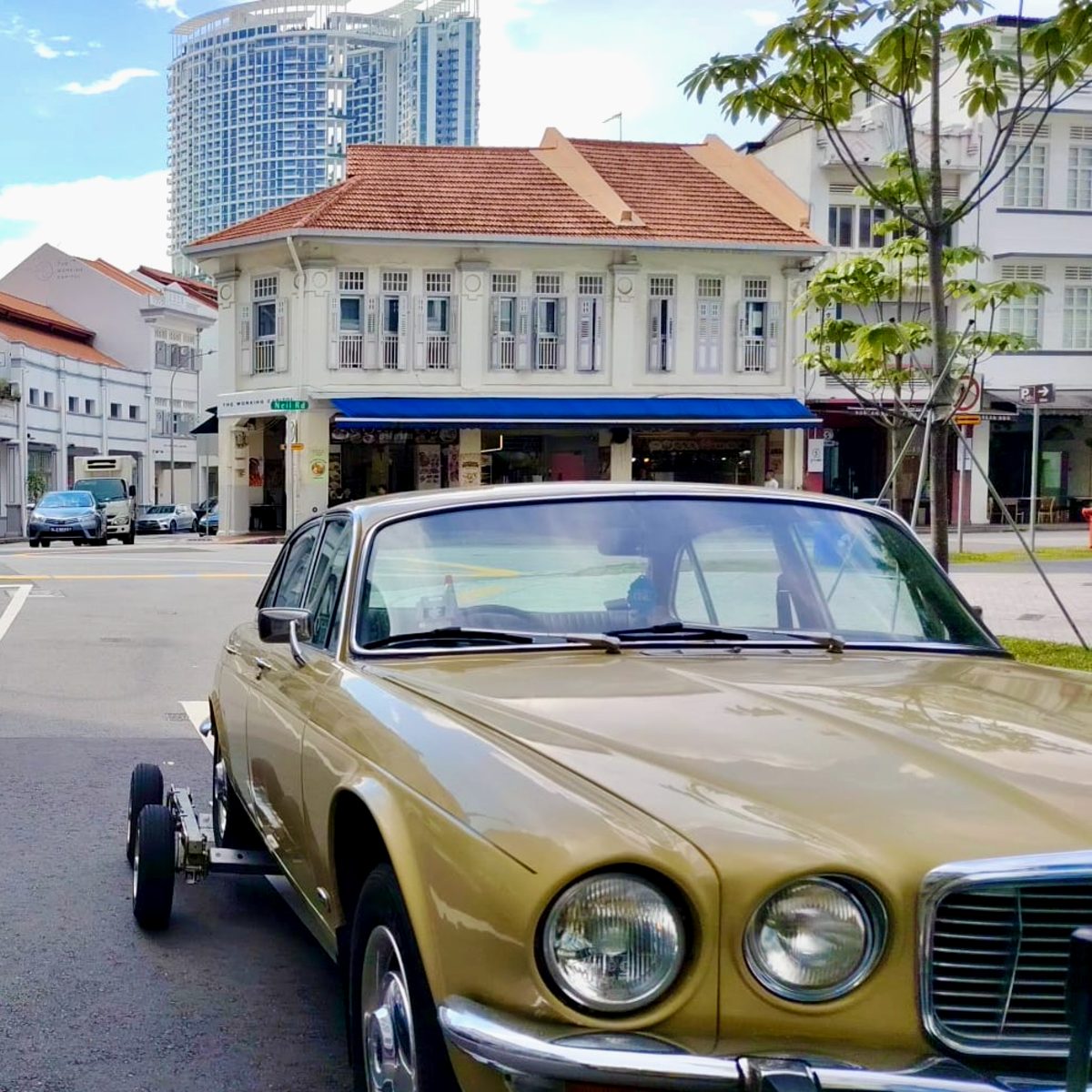 XJ6 parked on Neil Road, Singapore